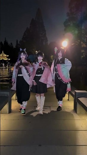 Shinobu Sisters🦋 #anime #game #fyp #demonslayer #shinobu #cos #cosplay #cosplayer #cosplaygirl #girl