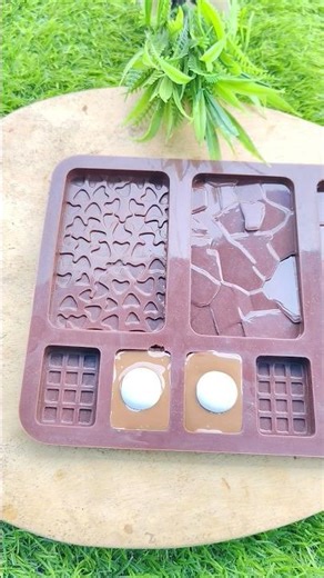 chocolate recipe 🍫🍭#shortsfeed #chocolate #chocolatecake #shortvideo #chupachups #lollipop #shorts