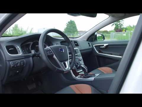 2016 Volvo V60 Cross Country Review - AutoNation