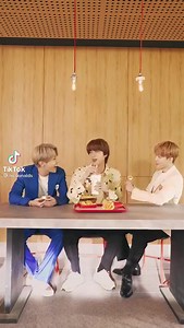 140 reactions | [VIDEO] 210602 Nuevo video de #BTS subido a la cuenta en TikTok de McDonald's, como parte de su colaboración para "#BTS Meal"  LINK: https://www.tiktok.com/@mcdonalds/video/6969212427896442118?lang=es&is_copy_url=0&is_from_webapp=v1&sender_device=pc&sender_web_id=6911434906808681990 Cr.BTSdailyinfo Red. ARMY Peru | ARMY Perú | Facebook