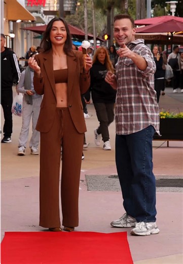Red carpet vibes, Miami style 🇺🇸💅🏼 #RedCarpetBoy | red carpet