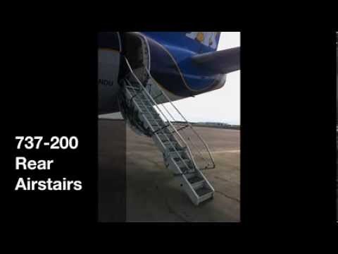 737-200 Combi Rear Air-stairs