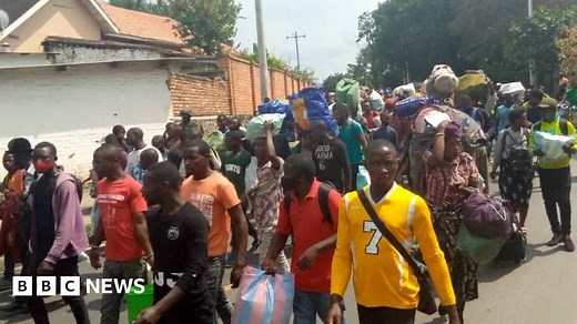 DR Congo: Thousands flee Goma after second volcano warning