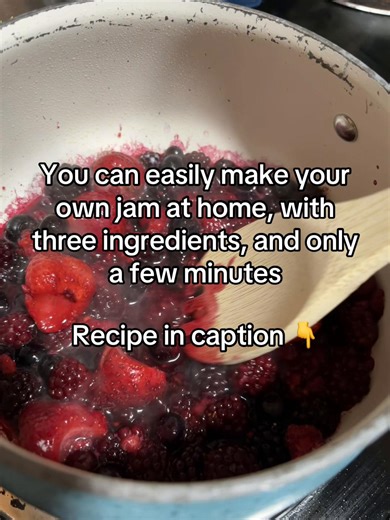 Delicious Mixed Berry Jam Recipe at Home