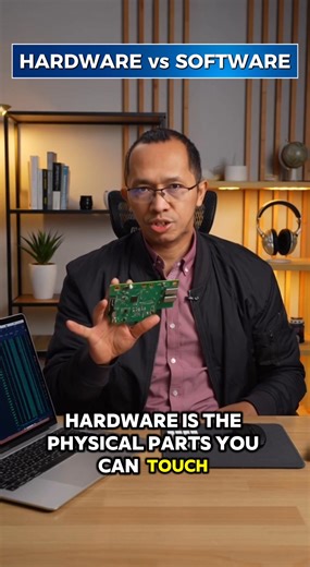 Computer Parts Explained in 3 Minutes (CPU, RAM, SSD, GPU, Sound) — @MrLianza 📝 DESCRIPTION Most people use computers daily but don’t understand what each part does. In this 3-minute crash course, @MrLianza explains CPU, RAM, storage (SSD), GPU/graphics, sound/audio, software vs hardware, and basic troubleshooting—simple and beginner-friendly. Follow for daily tech lessons. #MrLianza #ComputerBasics #TechEducation #LearnTech #BeginnerTech #GPU #GraphicsCard #SoundCard #PCBasics #DigitalSkills #