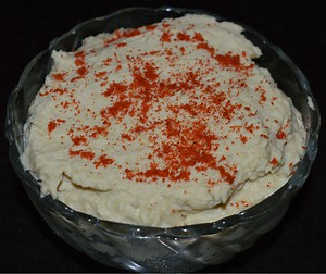 How to Make Hummus From Scratch