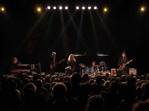 Rebekka Bakken -Powder Room Collapse