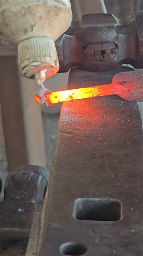 Forging a Dragon Rake Part 3 #diy #asmr #nature