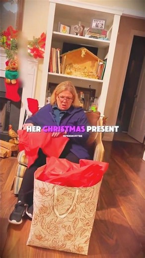 A Christmas Surprise She’s Waited Her Whole Life😭🎄