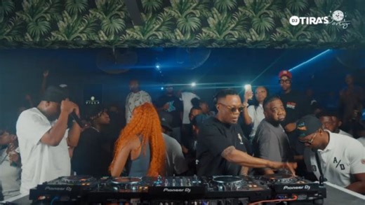 djtira on Instagram: "Dj Tira Live at Wine Wednesday (Gqom Mix) 9pm iyaqala iparty 🥳🥳🥳 #DjTirasParty #GqomMix Samba ngomoyo wodwa 🕺🏾 🎥 @_skeelow & @thubelensedp"