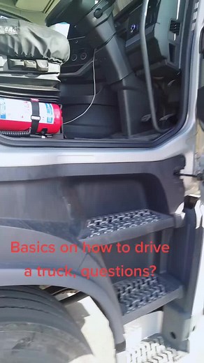 How to Drive a Truck: Tips and Tricks for Beginners