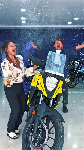 Our New Beast is Here! Suzuki V-Strom 250 SX 2026 🔥 K K K KTM West New Nepali Song.🤗 Ghumau Chu Swag Vten New Song.🫡 Unboxing Our – Suzuki V-Strom 250 SX – Pure Adventure Machine! SUZUKI SHOWROOM NEPALGUNJ @TXxXSU! GAMER @Suzuki Motorcycle Nepalgunj #nypolee #suzuki #suzukivstrom #suzukivstrom250 #suzukivstrom250sx