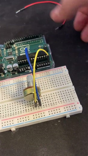Reading Values from a Voltage Divider - Arduino 🕹️⚡