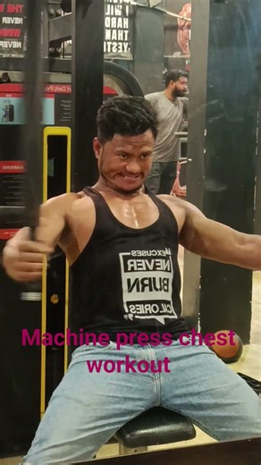 Gym lovers machine press chest workout 💪💪💪💪💪