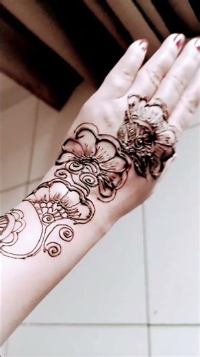 very simple back hand design. subscribe pls