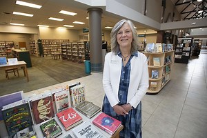Casey retires from Rogers library post | Arkansas Democrat Gazette