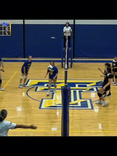 Volleyball drills for girls: beginner to intermediate training