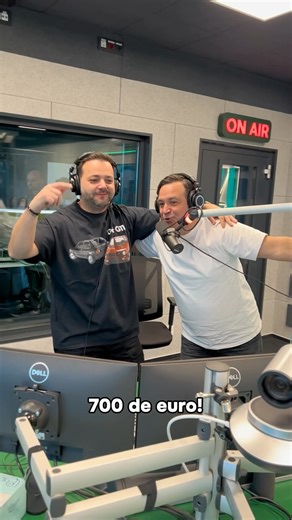 1.3K views · 203 reactions | Dimineața a început cu ASCULT RADIO ZU și cu 700 de euro plecând direct spre Pitești.  Matinalii noștri au făcut iar magie la Ascult Radio ZU, iar un ascultător norocos din Pitești a răspuns la telefon cu cele 3 cuvinte magice și a pus mâna pe bani!  Rămâi pe frecvență, ascultă Radio ZU și poate mâine TU ești următorul câștigător! | Radio ZU | Facebook