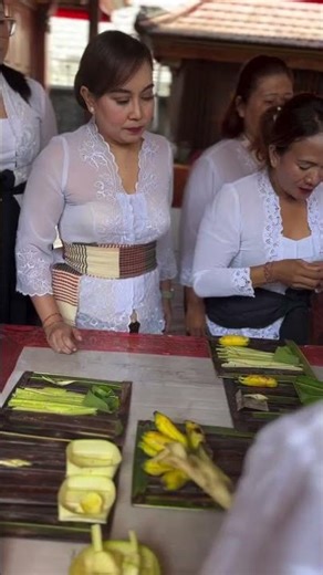 Pelatihan Pembuatan Banten Otonan Ayaban Tumpeng Pitu bersama WHDI Kota Denpasar