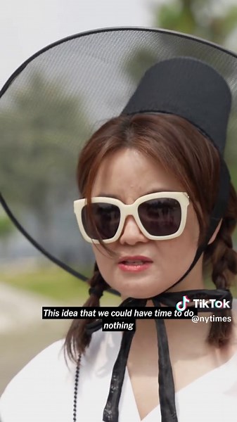 South Korea's Unique Space-Out Competition