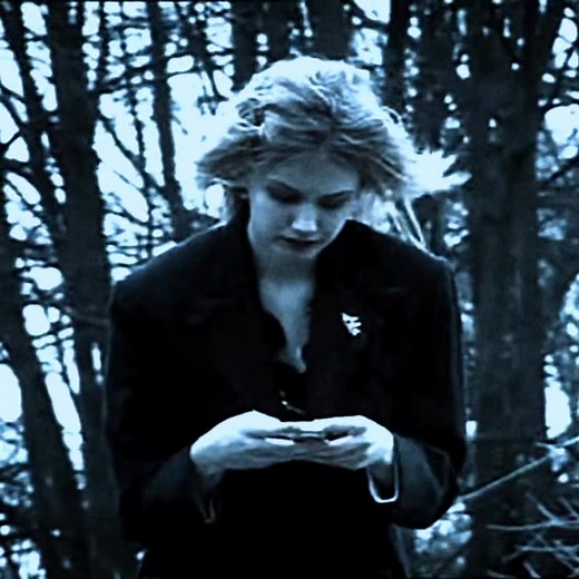 Cassie Ainsworth Skins Weight, Skins UK Edit & Routine