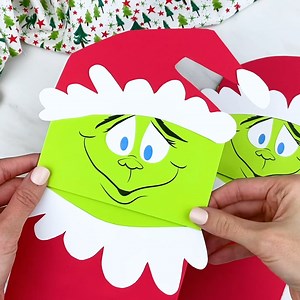 11K views · 318 reactions |  Grinch Puppet Craft ✂️ Get the template on the blog | Simple Everyday Mom | Facebook