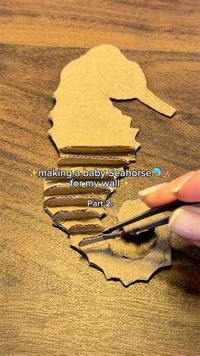 🥹🪸😍 Making a baby SEAHORSE for my wall 🩵 Cardboard Craft 🐬 DIY Shark Tutorial #cardboard #diy