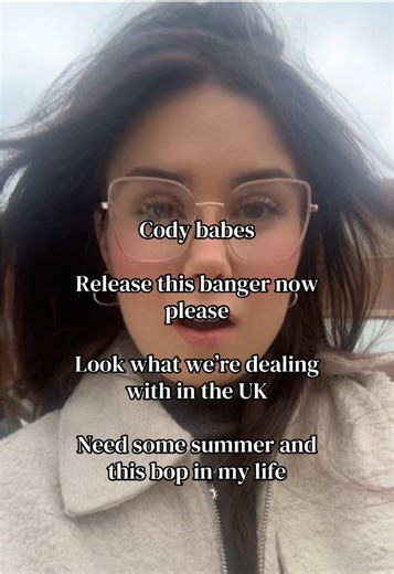 Cody Simpson's Summer Vibe: Daily Life & New Music