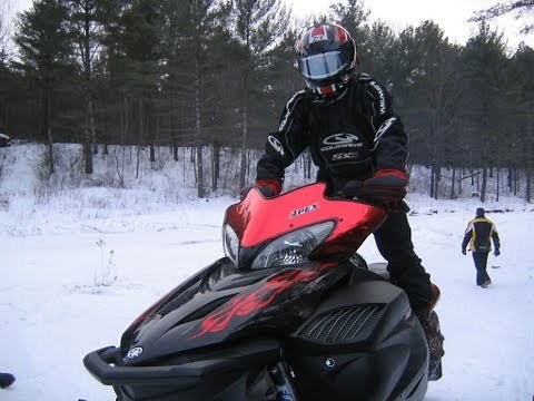 FAST Yamaha Apex vs. NEW SKi-Doo 800 E-TEC
