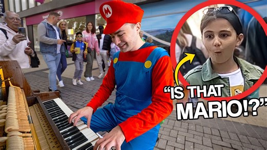 I played 40 years of Mario songs live! 🎹
