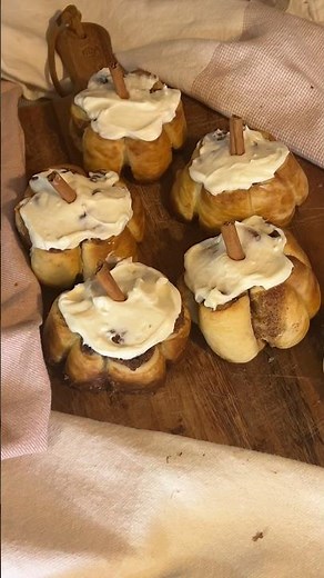 Fall Baking Idea: Sourdough Cinnamon Rolls Shaped Like Pumpkins