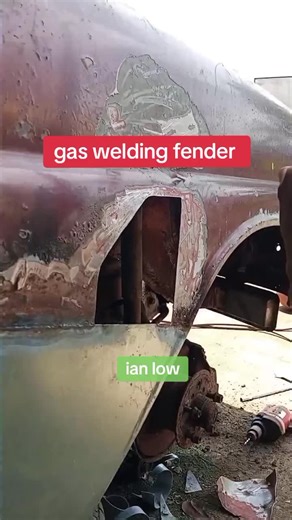 Gas Welding Techniques for Rusty Fender Panels