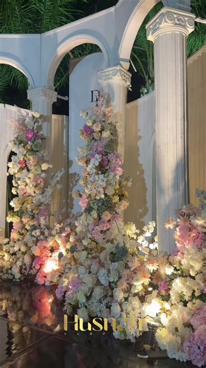 Love in every frame 💕 #baliweddingorganizer #weddingbali #bali #weddinginspiration #wedding