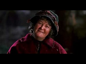 Home Alone 2: Lost in New York (1992) | The Pigeon Lady Saves Kevin in Central Park