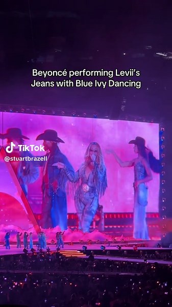 Beyoncé and Blue Ivy's Magical Dance at Cowboy Carter Tour