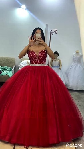 Vestidos de 15 Anos Vermelhos: Elegância e Estilo