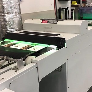 Tis the season to send holiday cards! We know you are all hitting SEND and we are opening up for additional print runs. Make sure your card is perfect, even on the weekends, as we will be printing Saturdays for the season. Check out our holiday cards, they are so much fun! #sendoutcards | SendOutCards