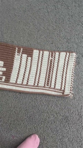 Day 3 of the mosaic crochet bookshelf blanket! It’s coming along nicely! #crochet #crochetinspo