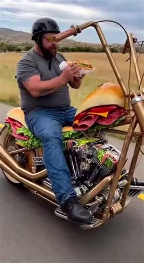 Custom submarine sandwich motorcycle #hillarious #submarine #custommotorcycle #motorcycle