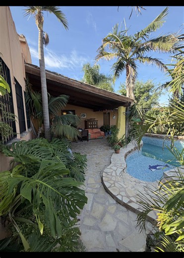 Buscas casa de campo cerca de Málaga! 🏡 Aquí está la tuya!! Contacta con nosotros SIN COMPROMISO, Telf: 660 869 286 Te esperamos ! #casadecampo #casaventa #inmobiliaria #casafamiliar