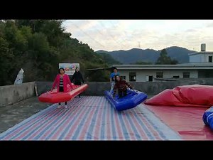 Amazing team building sport inflatable ladder running