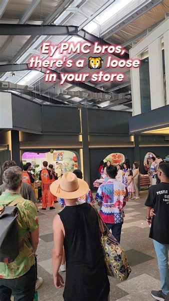 Have you ever seen a twerking lion before? Thanks PMC for having us 🧧🧨🐉 #chinesenewyear #liondance #pestlemortarclothing #kyotoprotocol | Kyoto Protocol