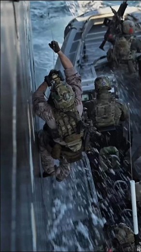 Rare US Elite Forces Storm Ship from Helicopter — MARSOC + MSRT Joint Training 😱 #usmilitary #shorts