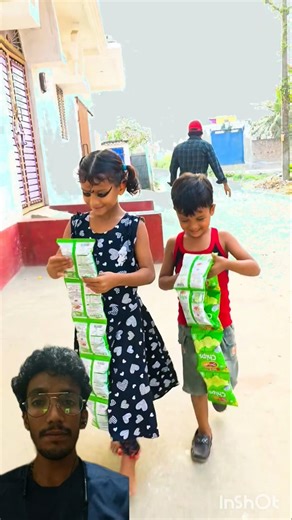 chotu ne chips chupaye 💥Building🥰 a Wooden Log Cabin in the Forest😳 Step-by-Step Survival House