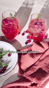 Festive, refreshing, and alcohol-free! 🎄✨ Shake up this cranberry mocktail for a holiday drink everyone can enjoy. | Albertsons Market