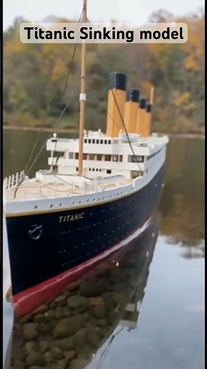 Ultra realistic self made cardboard titanic sinking model #modelbuild #titanic #sinking #ship