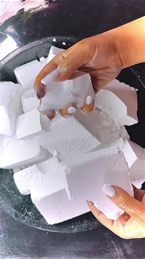 Asmr cloud #asmr #chalk #crunchy #powder #satisfyingvideo | asmr