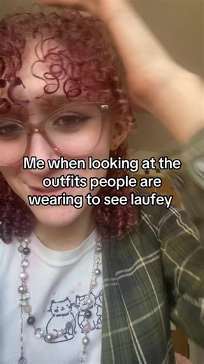 Best Concert Outfit Ideas for Laufey's Tour