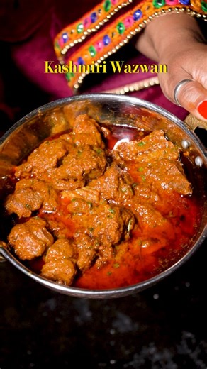 Hotel Shauryawada on Instagram: "Special Kashmiri Wazwan😋😍 #hotelshauryawada #foodie #vikasnanahande #motivation #kashmiriwazwan"