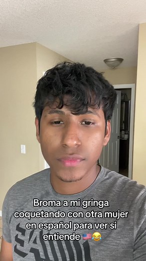 Broma a Natalie: Coqueteando en Español 😂